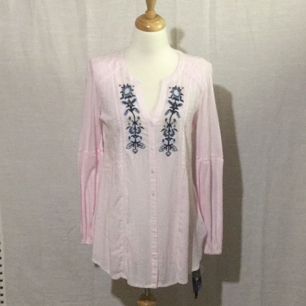 Flutter & Kick Maternity Button Down Blouse